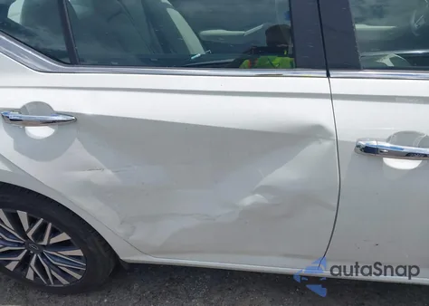 2024 Nissan Altima Sv Fwd z USA, uszkodzony, nr VIN 1N4BL4DV0RN339893